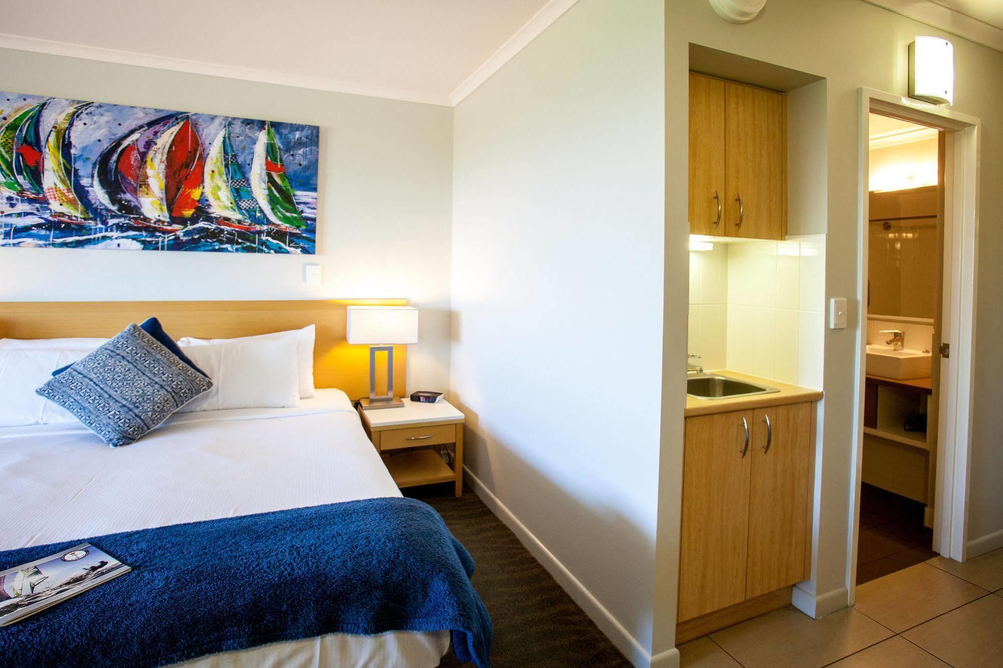 Manly Marina Cove Motel 브리즈번 외부 사진